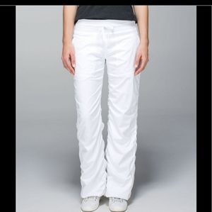 💖Lululemon - White 'Studio Dance II *Lined Pants